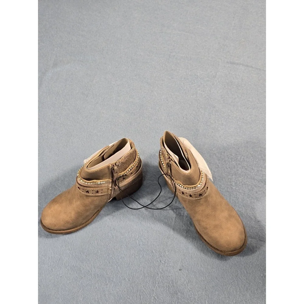 NEW! Pop Big Kid Girls Wendy Block Heel Brown Booties SZ 11M, New In Box! R$70